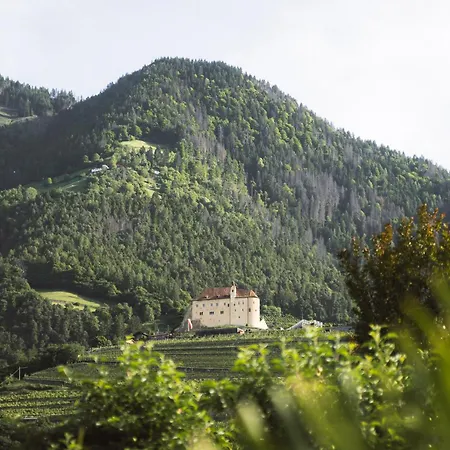 Апартаменти Egghof Im Weingut Мерано